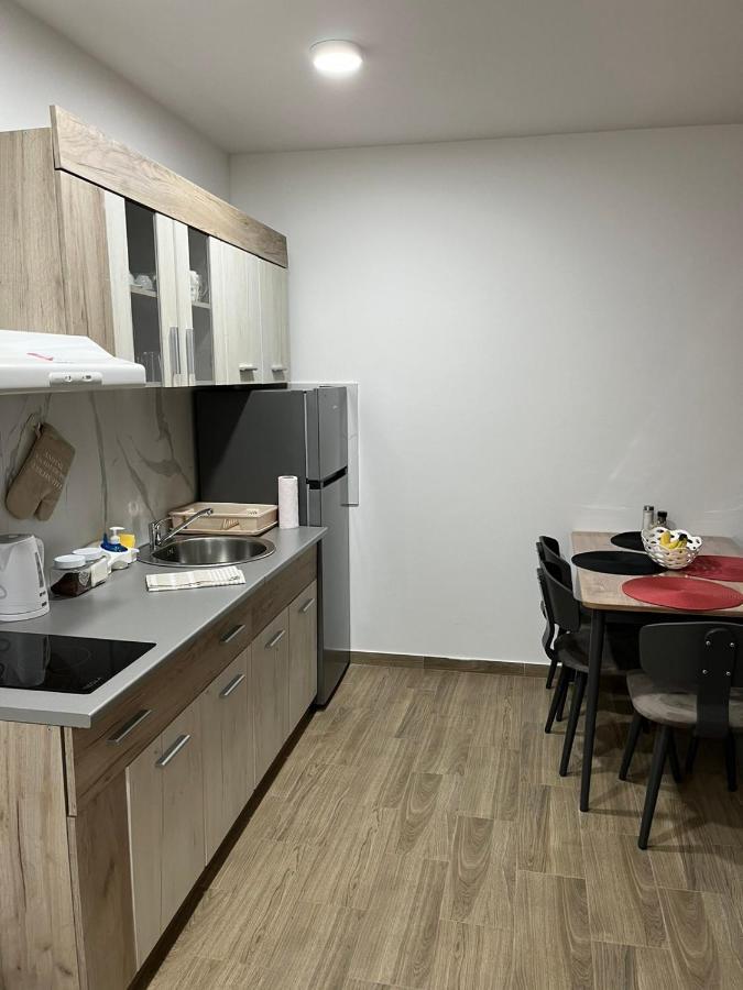Hn Lux & Spa Veliko Gradište Buitenkant foto