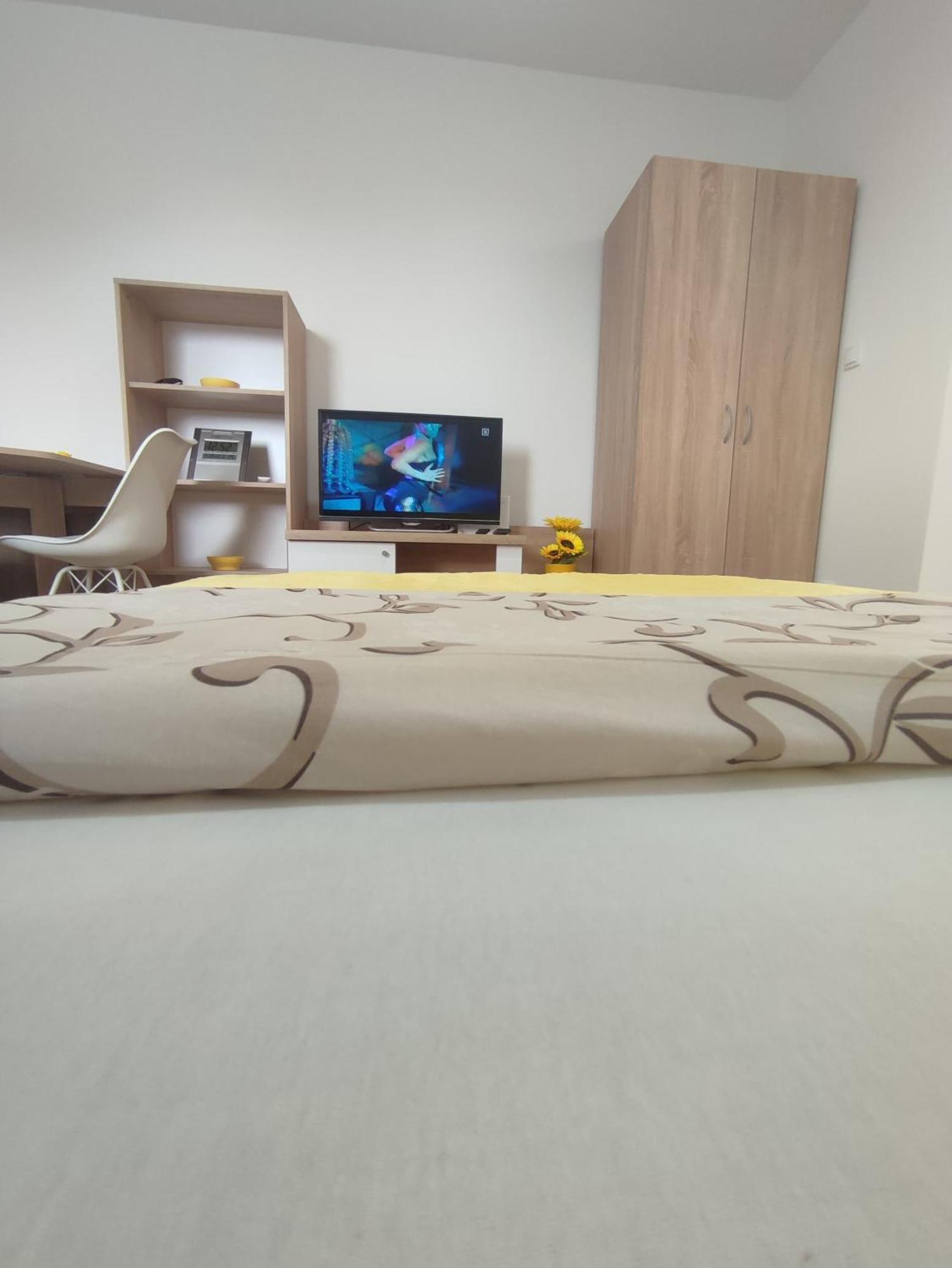 Hn Lux & Spa Veliko Gradište Buitenkant foto